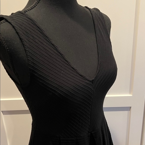 Silence + Noise Black Textured Mini Dress - Picture 1 of 12